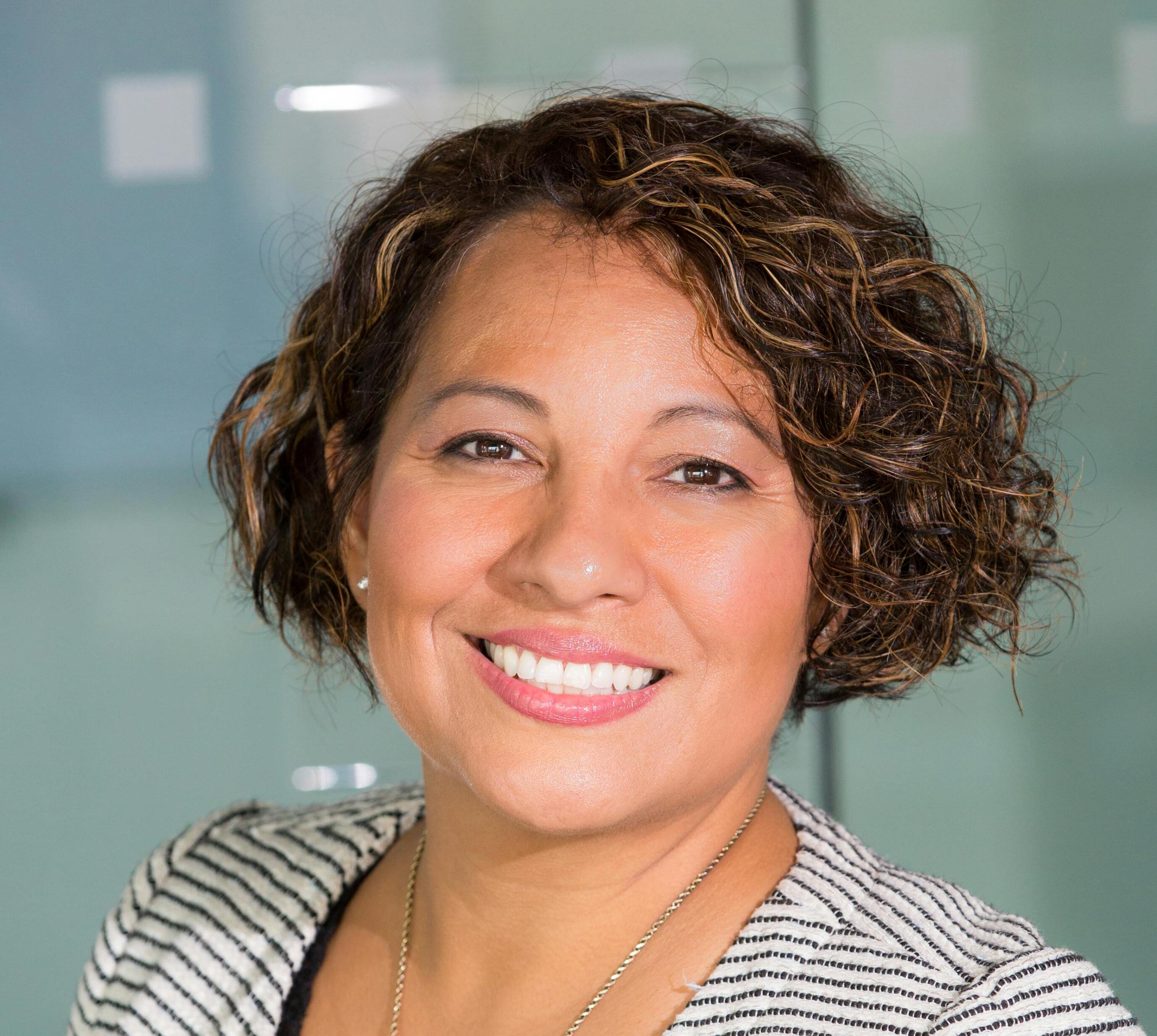 Portrait of Ana Jovanović, a satisfied business customer